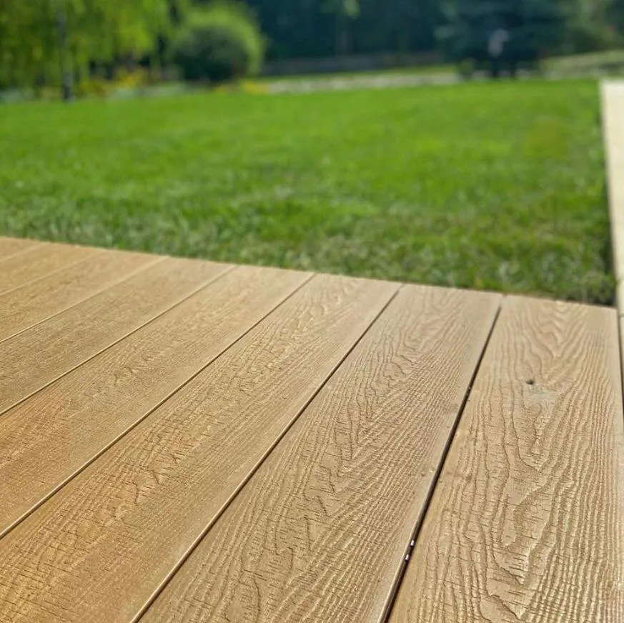 Zemin Deck