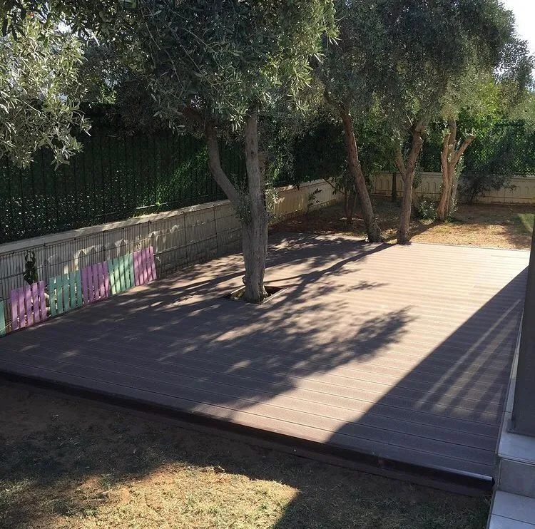 Zemin Deck