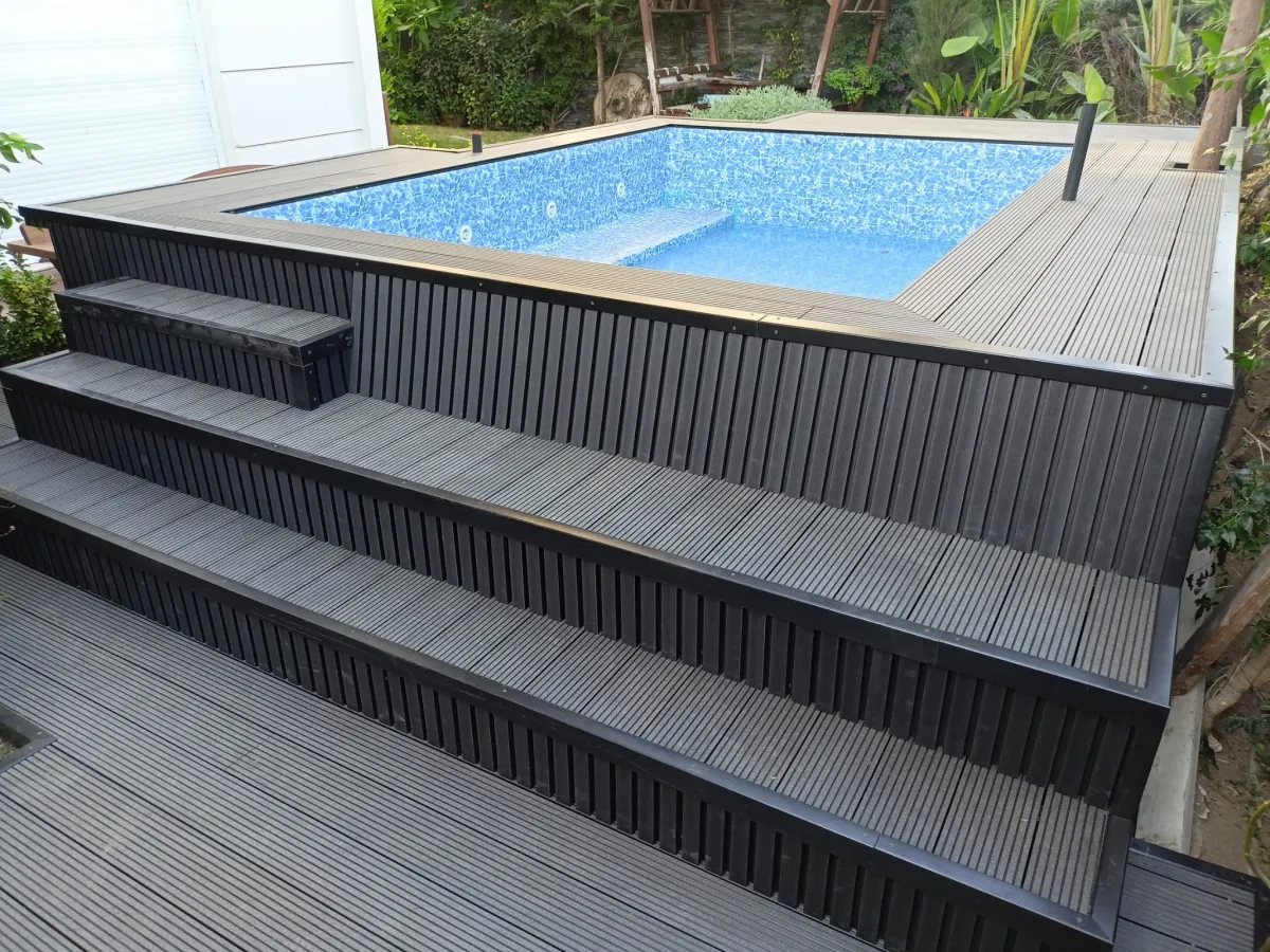 Zemin Deck